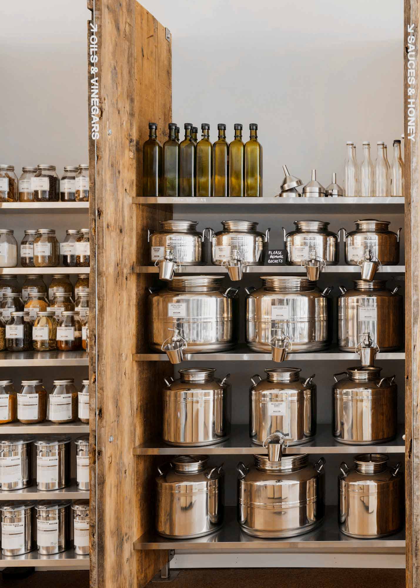 Zero Waste pantry! Bulk shopping with your own containers and jars